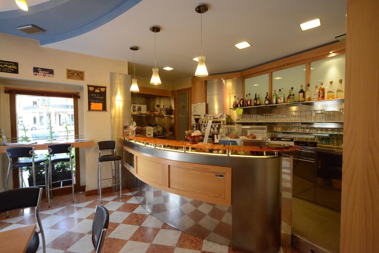 Hotel Residence Sant'Anna Bedonia ภายนอก รูปภาพ